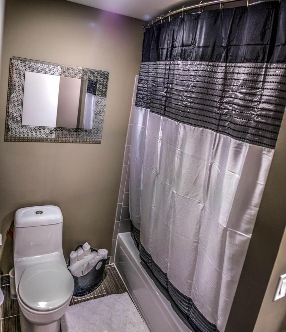 Penthouse Suite Downtown, Top Floor 4 Beds, 2Baths Seattle Extérieur photo